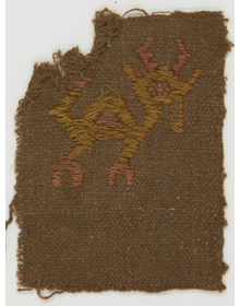 Textile fragment depicting a deer - Chimú
