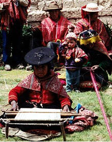 Quechua weavers from Aacha Alta, Peru